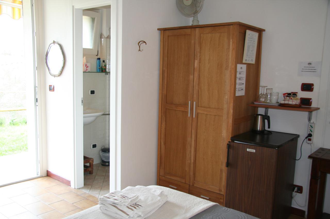 B&B Maggiora 131 Акуи Терме Екстериор снимка